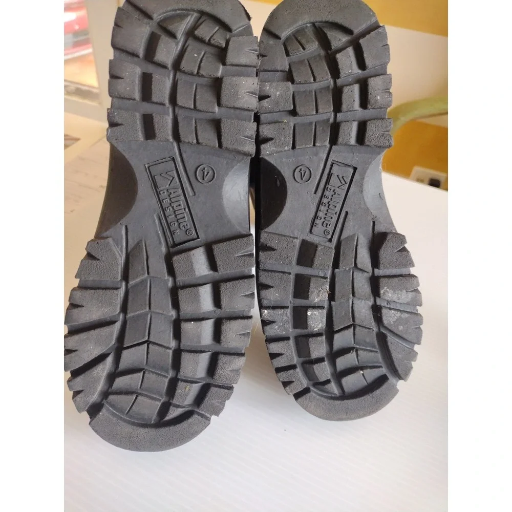 Alpine Design Snow Crusher II Kids Nylon Pac Boots Boy's‎ Size 4 Water Resistant